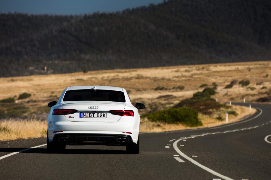  Audi S5 Coupe 2017 года  (AU) (фото 22 из 26)